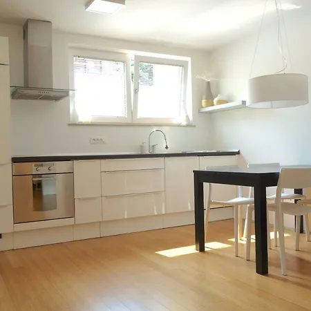 Sensei Apartma Ljubljana